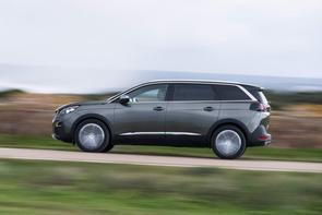 Grandland X or Peugeot 5008?