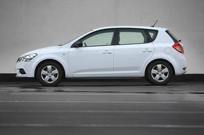 Value of a 2011 Kia cee'd?