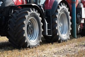 Does Carzone sell agricultural machinery?