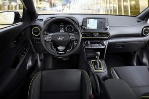 Does the 2019 Kona have satnav?