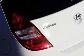 How much for a 2011 Hyundai i30 on trade-in?