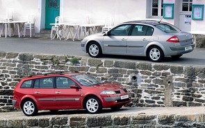 What is my 2004 Renault Megane saloon worth?