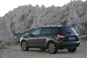 Can you recommended a family car for a family of three kids?