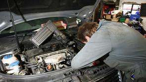 Can stalling a car snap a timing chain?