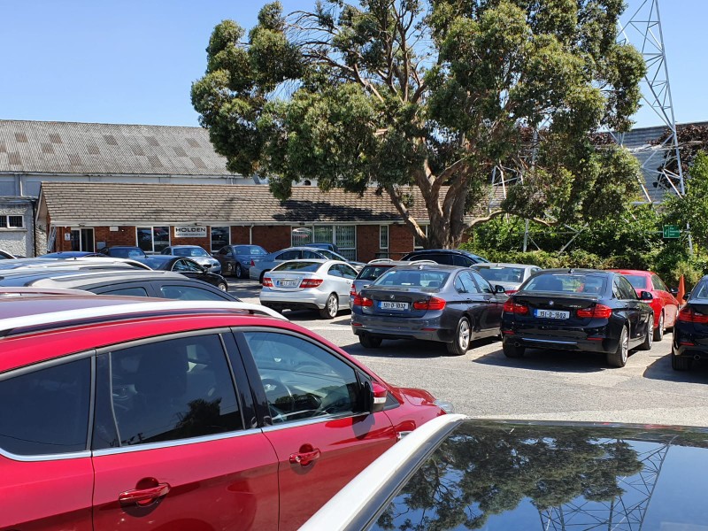 Holden Motor Company Car dealership in Dublin Carzone