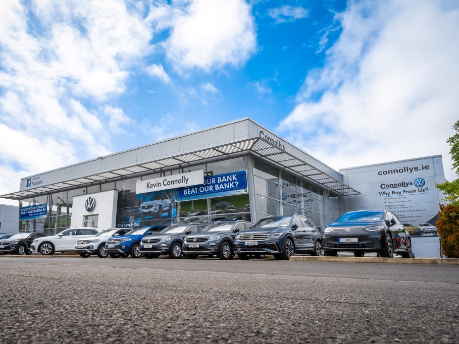 Connolly's Volkswagen Ballina Car dealership in Mayo Carzone
